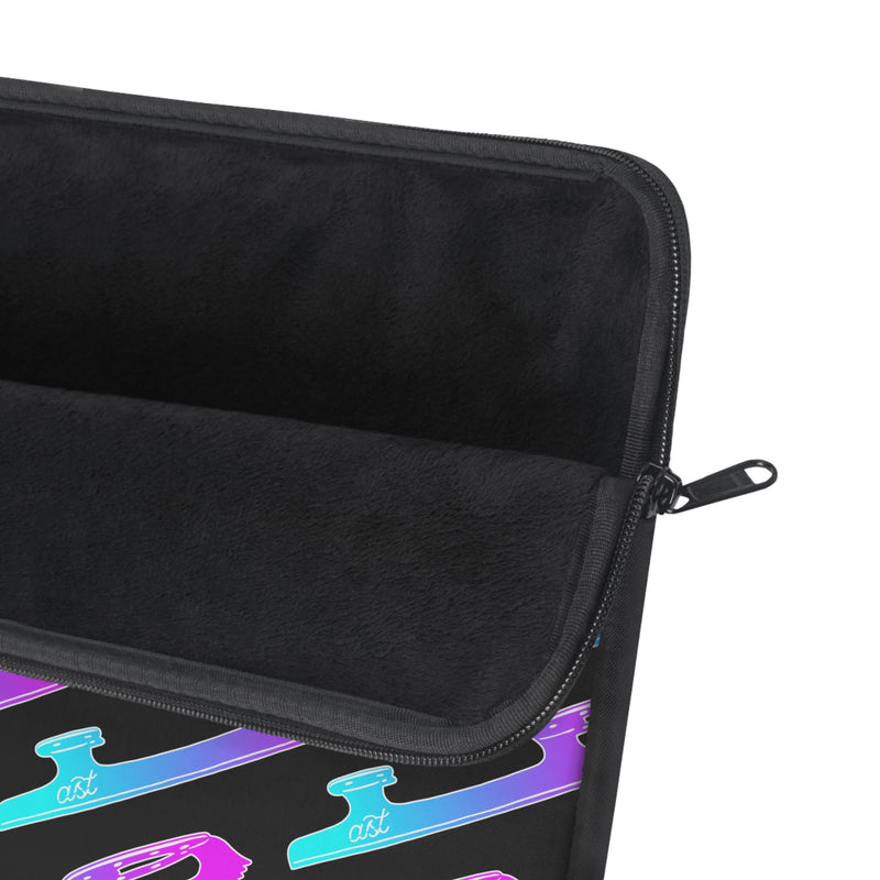 Ice to Meet You Laptop Sleeve