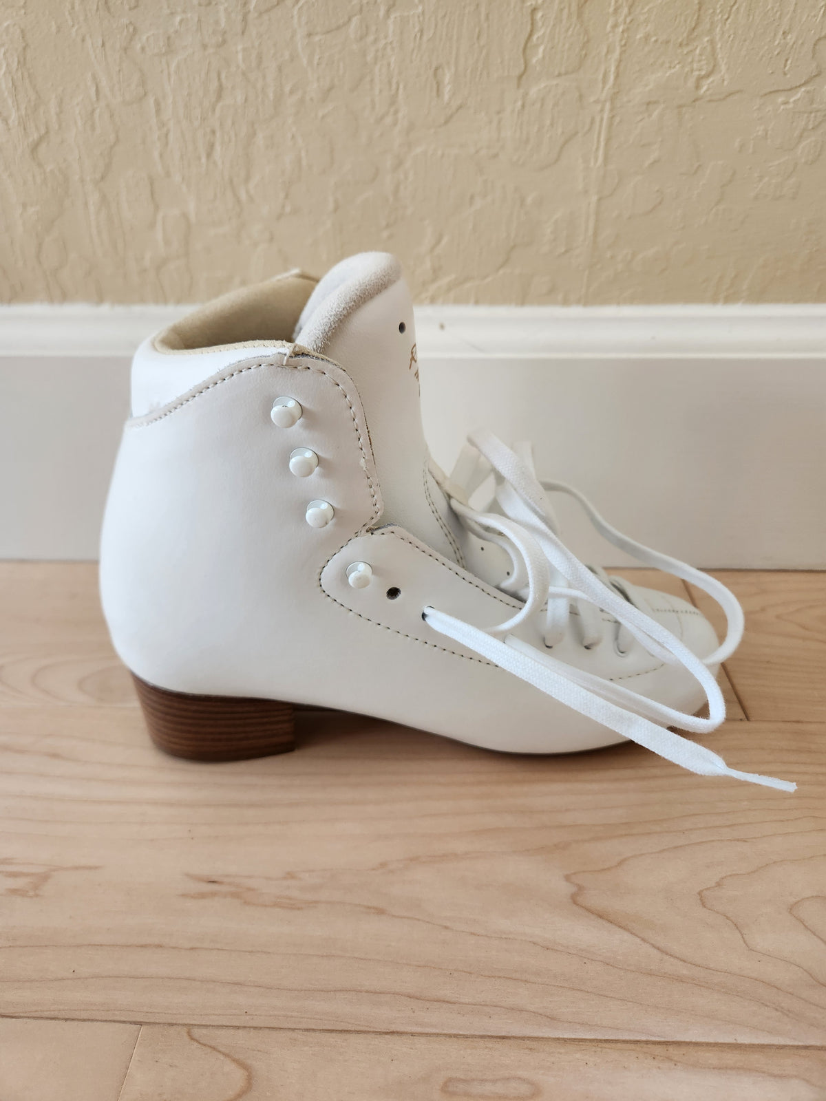 (New) Risport RF3 Pro Figure Skates, size 235, AA width - Adults Skate Too LLC