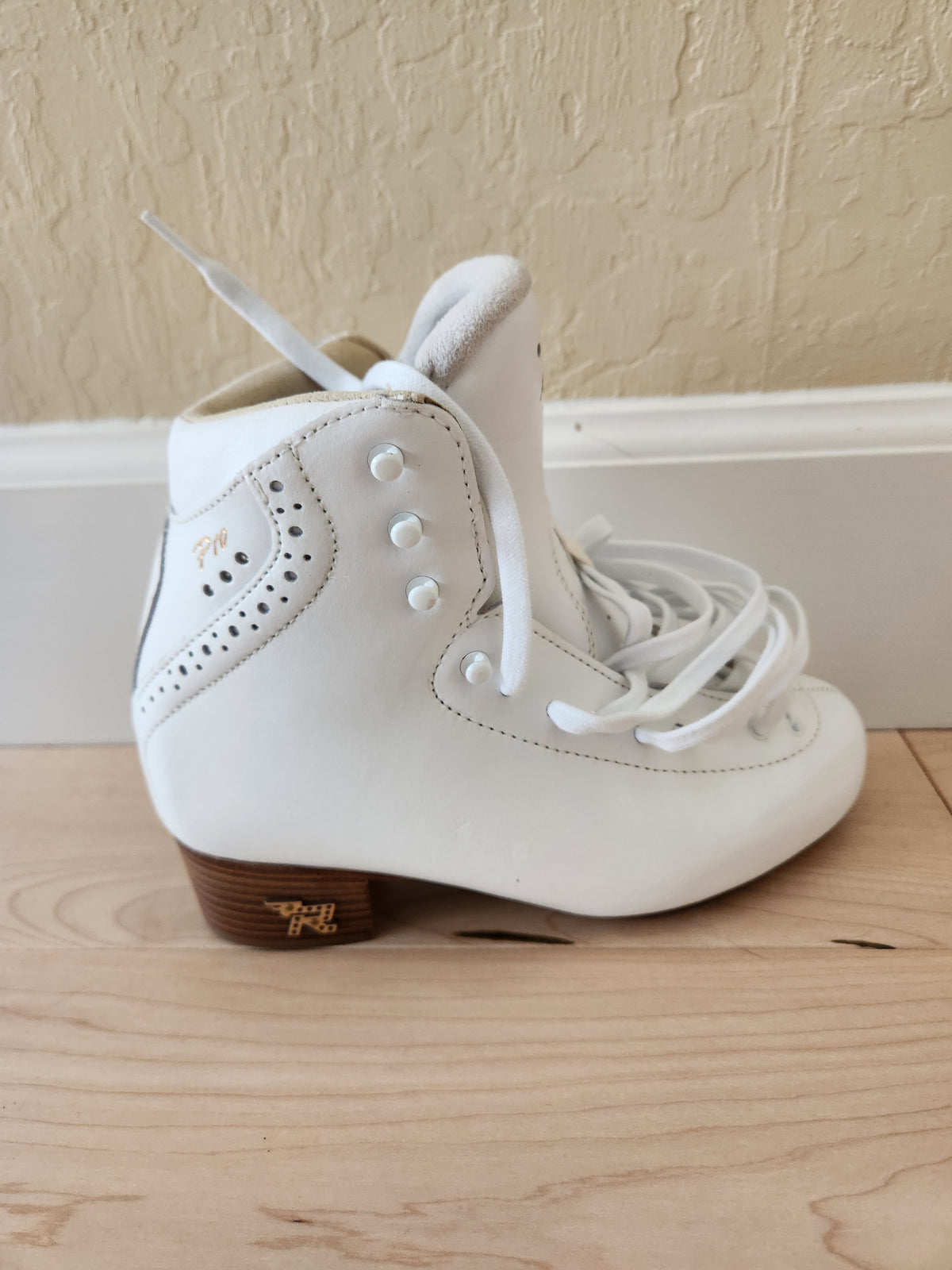 (New) Risport RF3 Pro Figure Skates, size 235, AA width - Adults Skate Too LLC