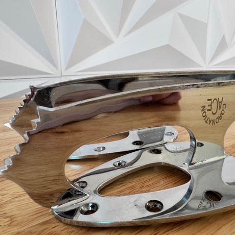 *Pre-Owned* Custom John Wilson Coronation Ace Blades 9.5"