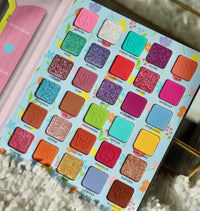 Flower Child 30 Pressed Pigment & Shadows - Freshly Cut