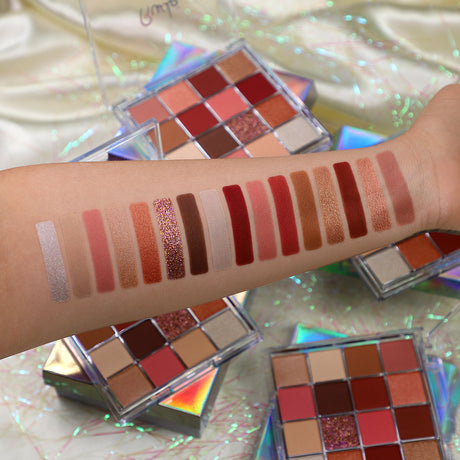Be Square Pressed Pigments & Shadows