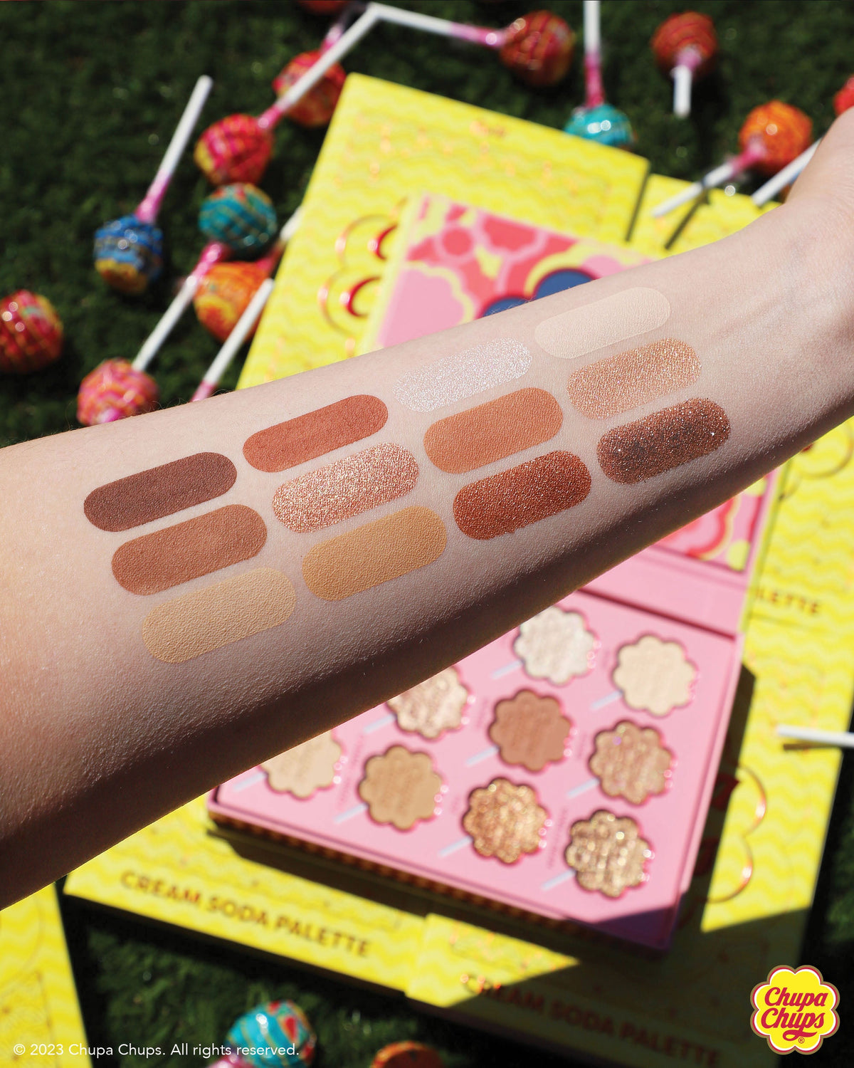 Chupa Chups Cream Soda 12 Color Palette