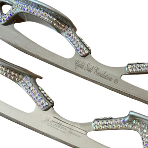 *Pre-Owned* Custom JW Gold Seal Revolution Blades 9.25"