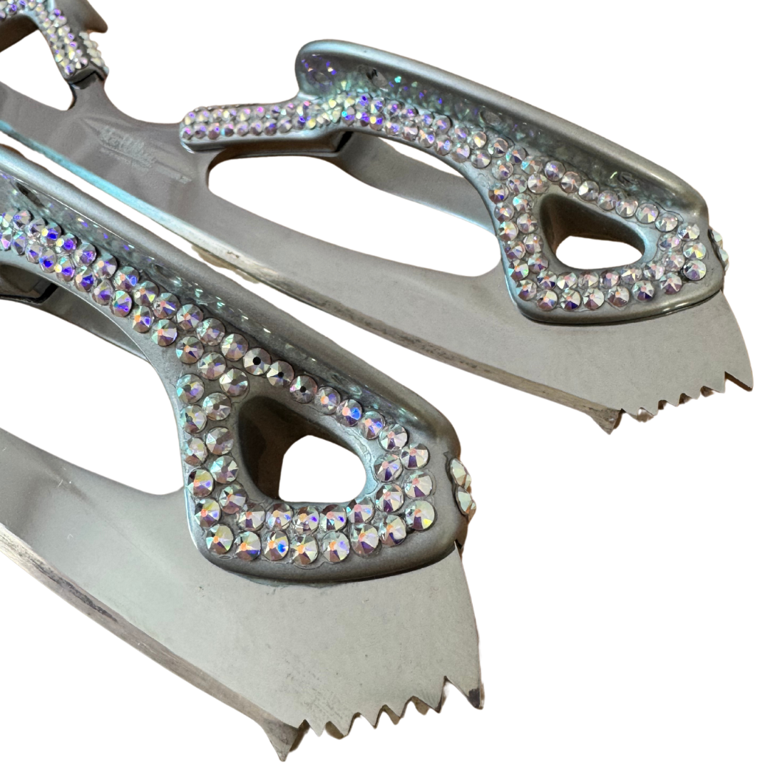 *Pre-Owned* Custom John Wilson Gold Seal Revolution Blades 9.25"