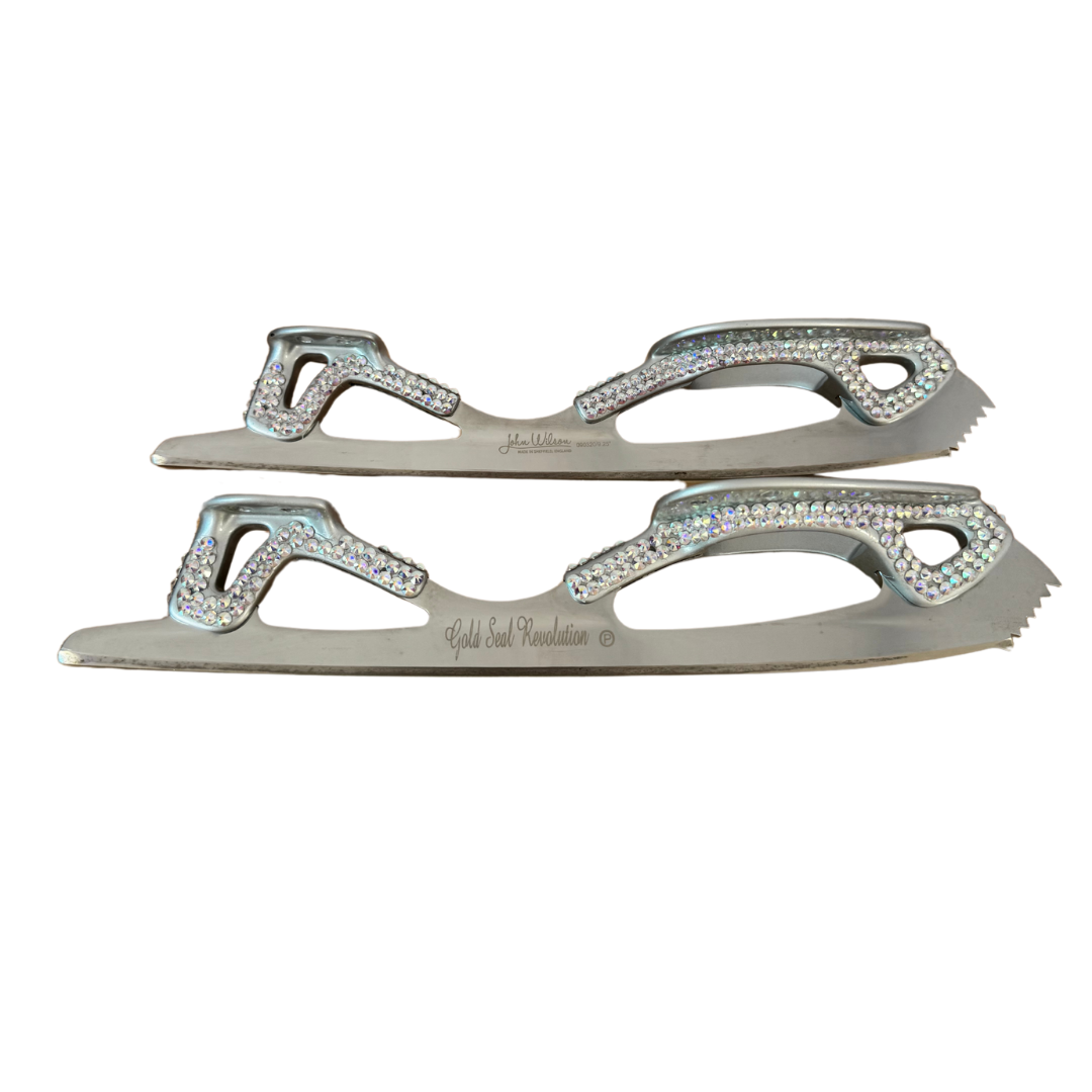 *Pre-Owned* Custom JW Gold Seal Revolution Blades 9.25"