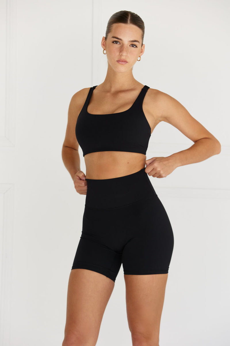 Astoria LUXE IGNITE Short - Black - Adults Skate Too LLC