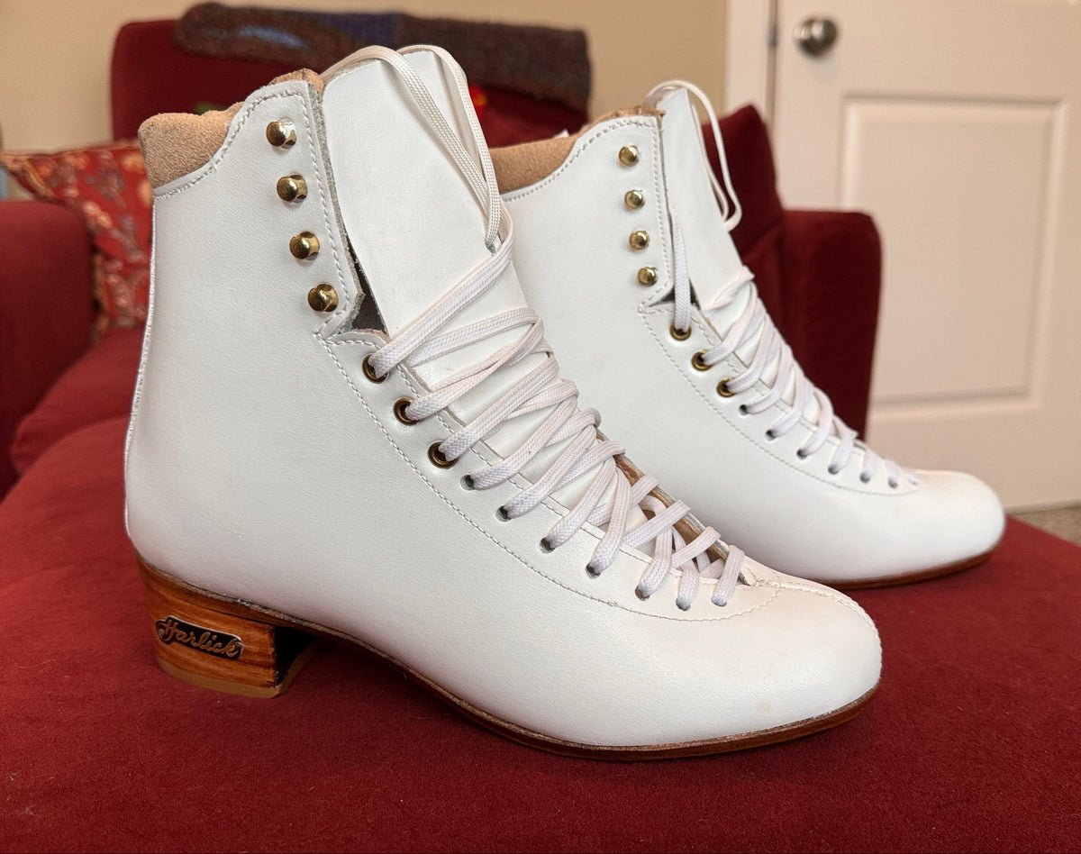 Harlick Boots, Women's Size 6.5 - Like New - Adults Skate Too LLC