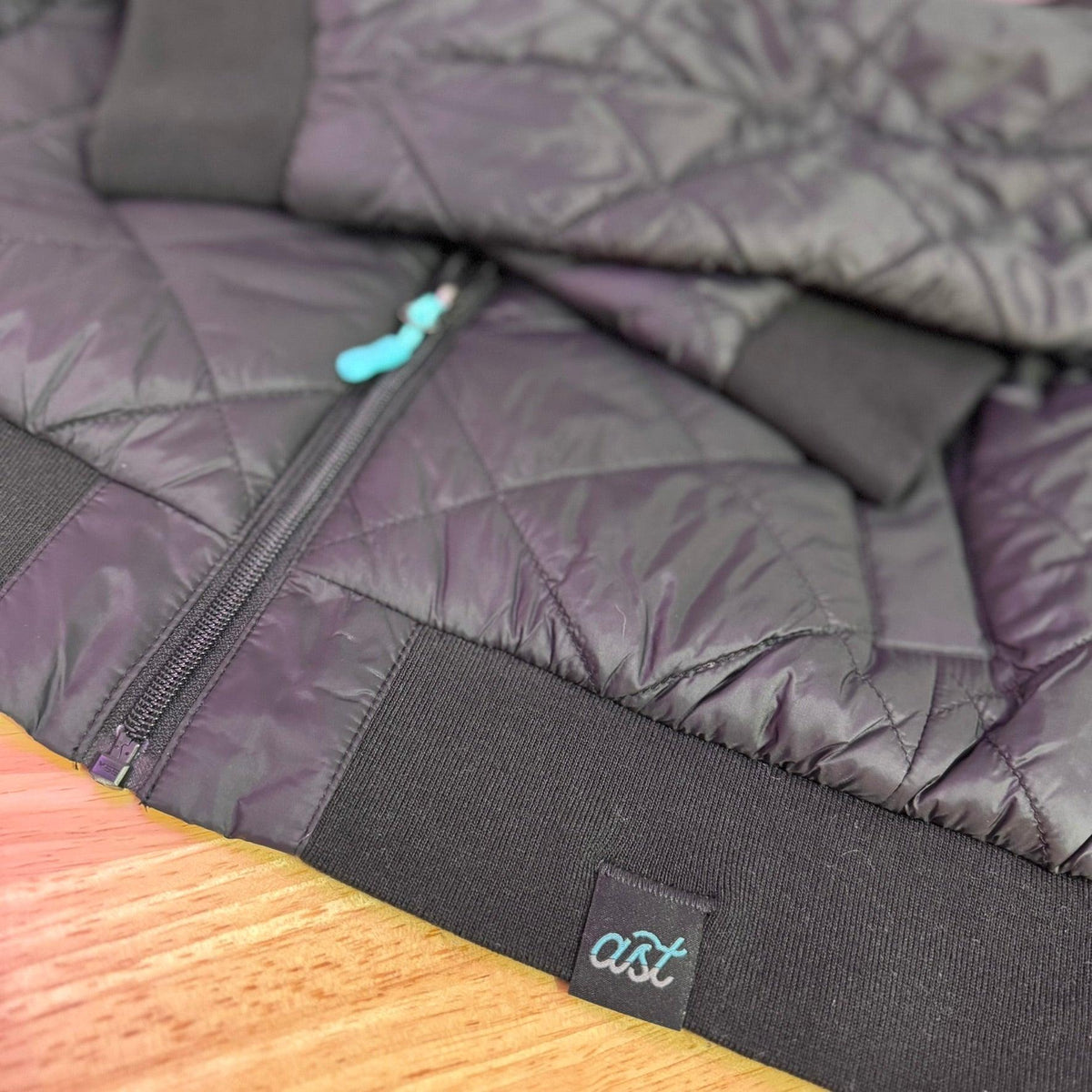 AST HeatLast™ Quilted Bomber Jacket - L