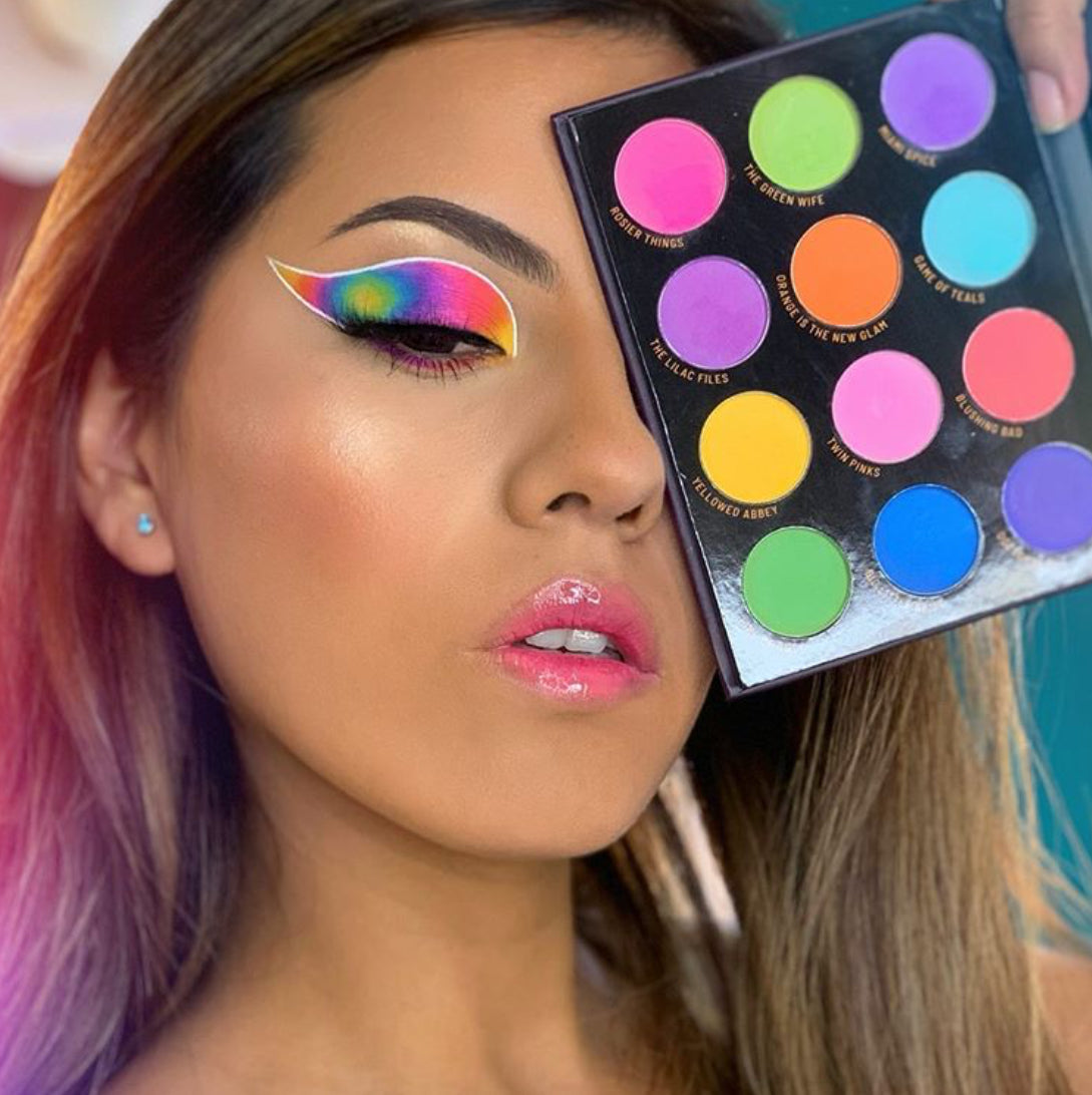 City of Pastel Lights - 12 Pastel Pigment & Eyeshadow Palette